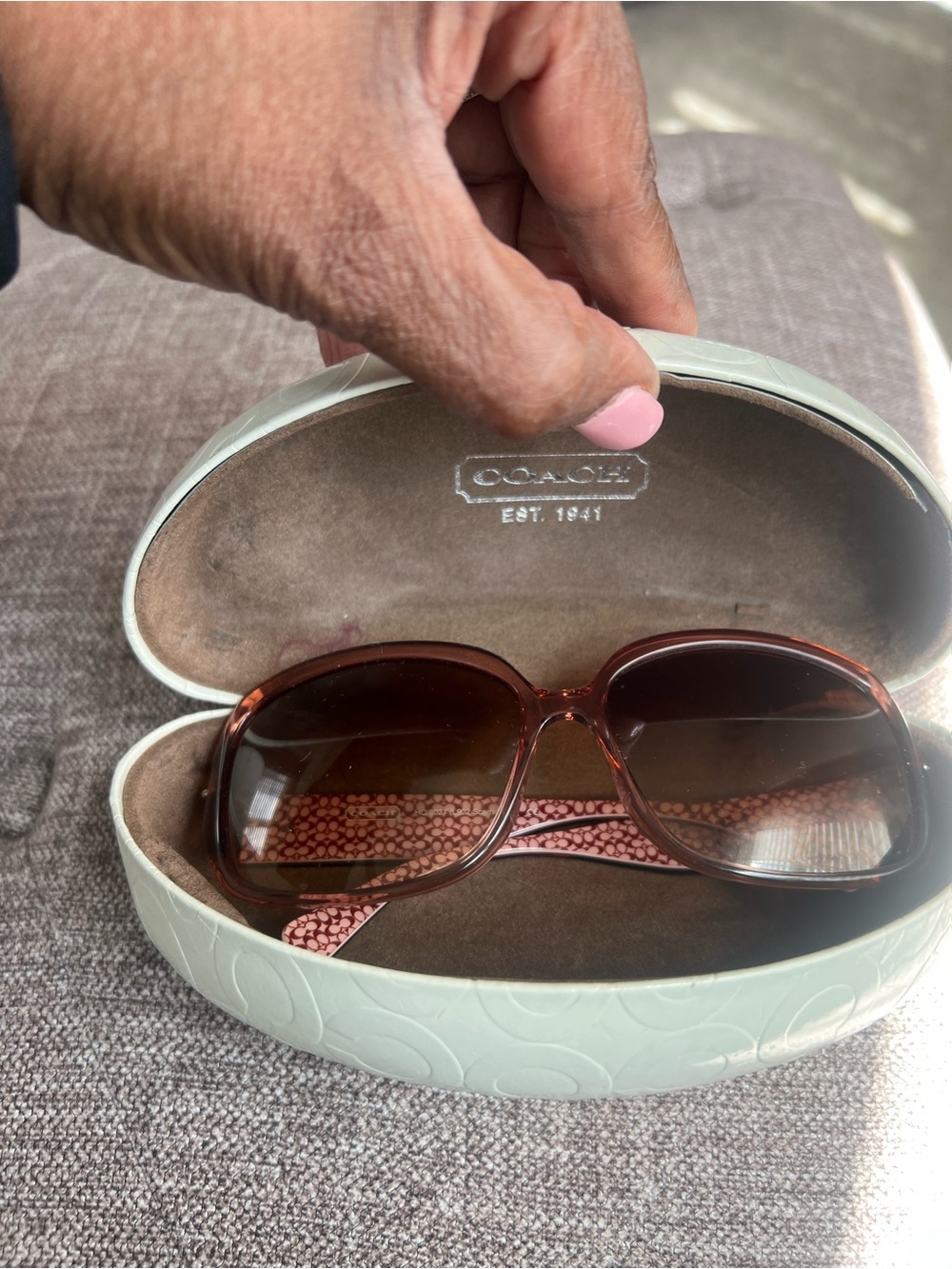Coach Brown Gradient Sunglasses with Pink Patterned Temples